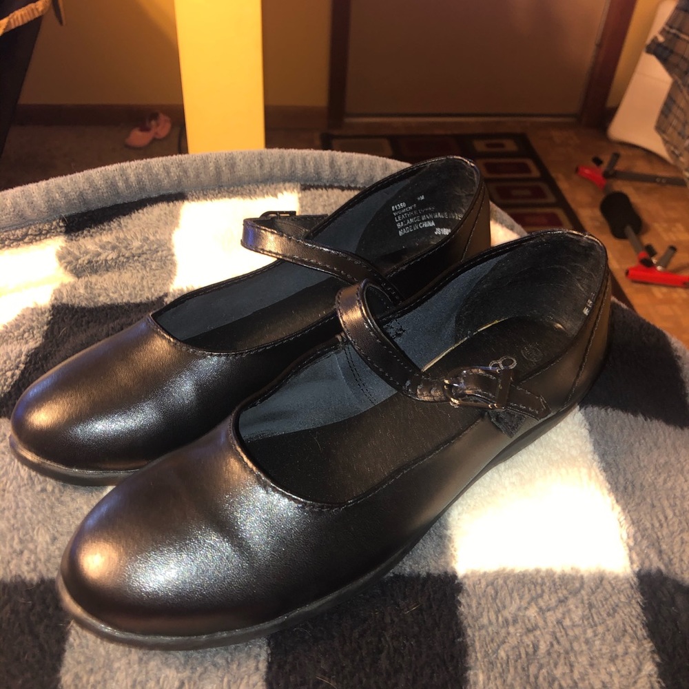 Women’s formal shoe